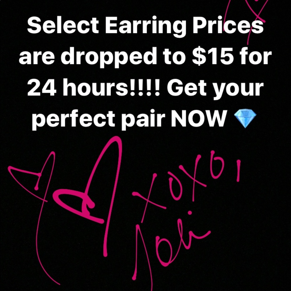 💕YAYYY FRIDAY EARRINGS SALE FOR 24 HOURS 💕